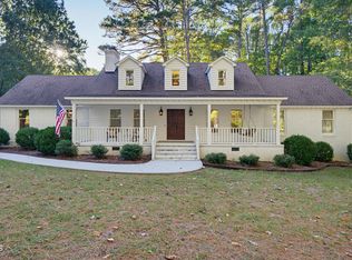 205 Edgewood Dr, Louisburg, NC 27549