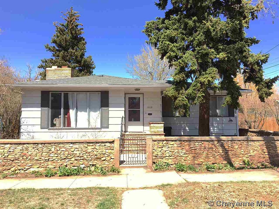 1st image of 1209 Kearney St