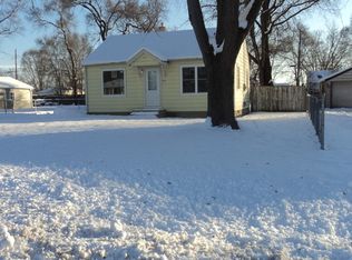 177 E Greenview Ave, Machesney Park, IL 61115