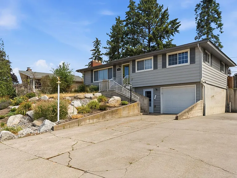 6520 N Sutherlin St — Photo 3