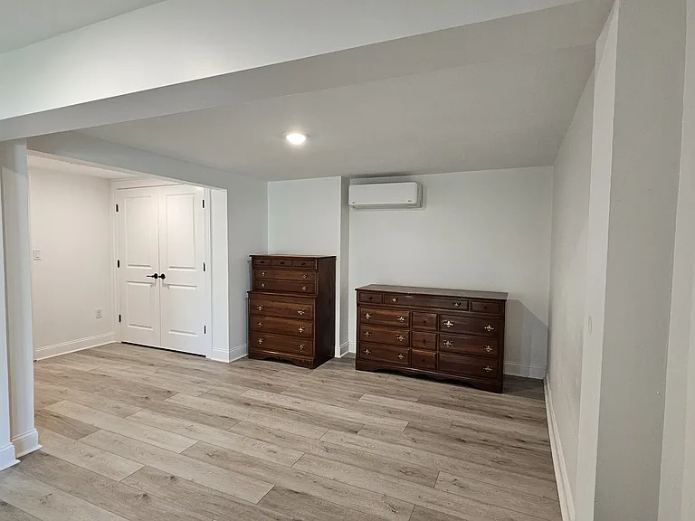21 Hudson St #1 — Photo 10