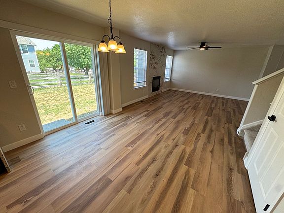 3rd image of 8151 S Mobile Way