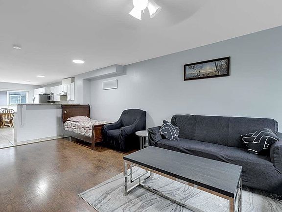 3rd image of 12730 66th Ave #2