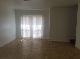 318 V St APT C, Bakersfield, CA 93304