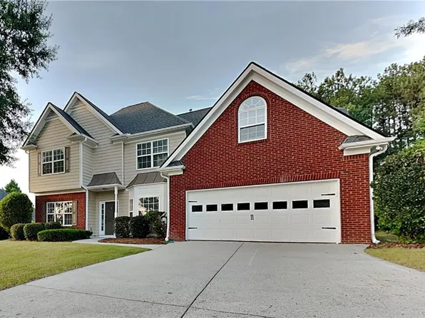 755 Willowwind Dr, Loganville, GA 30052