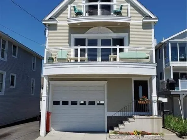 712 East Broadway, Milford, CT 06460