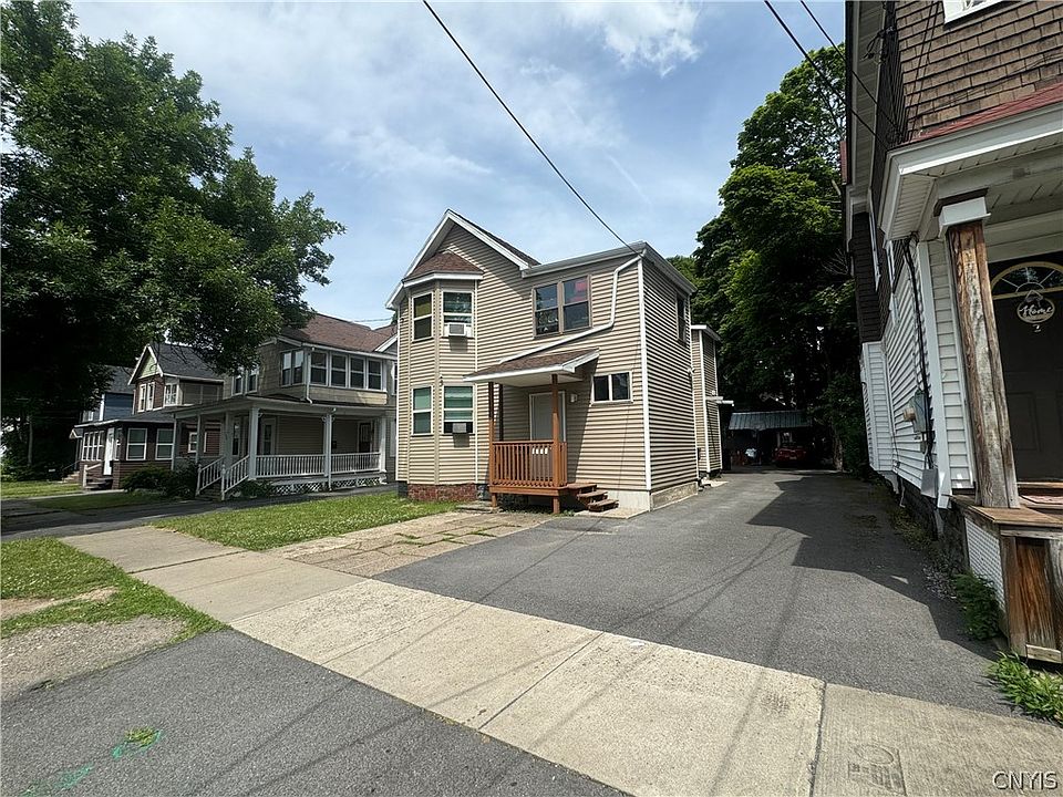 1st image of 106 Helen St