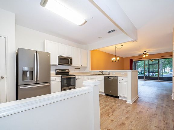 4th image of 6210 Twain St Unit 102