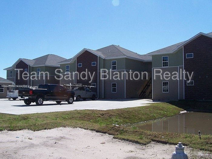 1st image of 7071 Lake Joanne Dr APT 3A