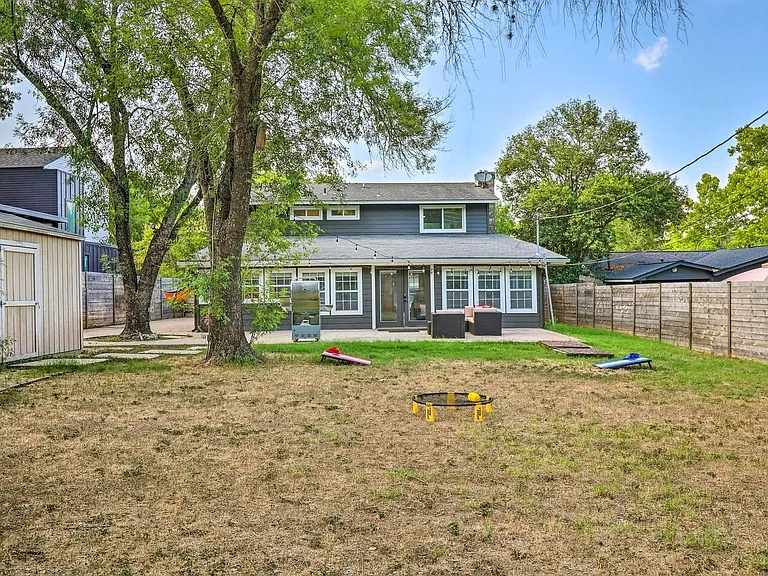 411 Ramble Ln — Photo 30