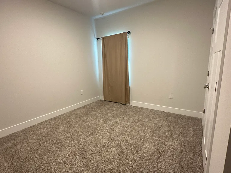 736 Quintana St — Photo 16