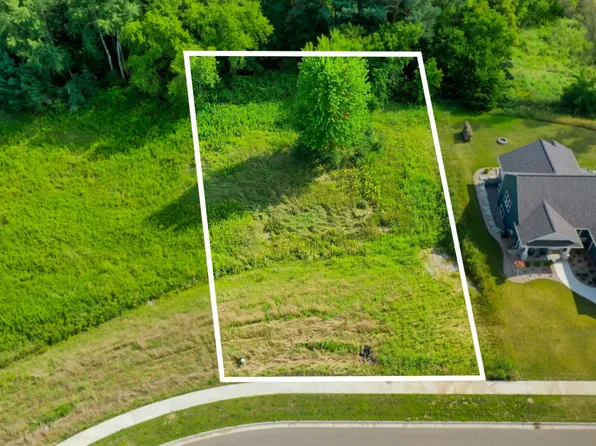 4031 Brussels Way Unit 18, Green Bay, WI 54313