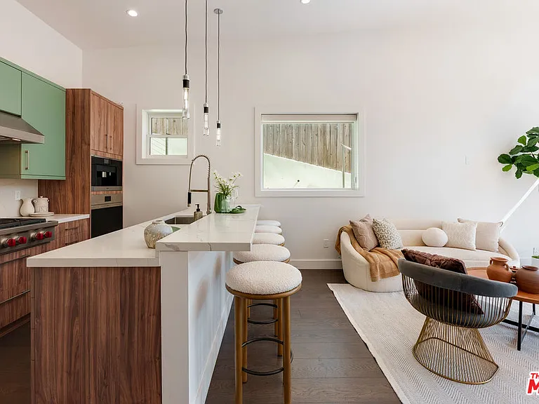 443 W Avenue 37 — Photo 10