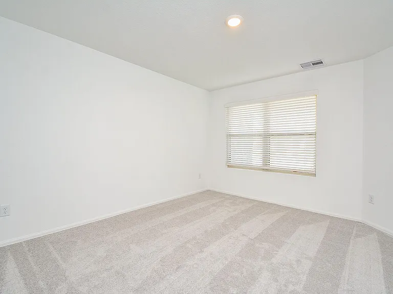 26811 Urraca Dr — Photo 10