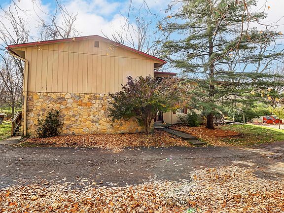 4th image of 5200 Fenway Ct #5200B