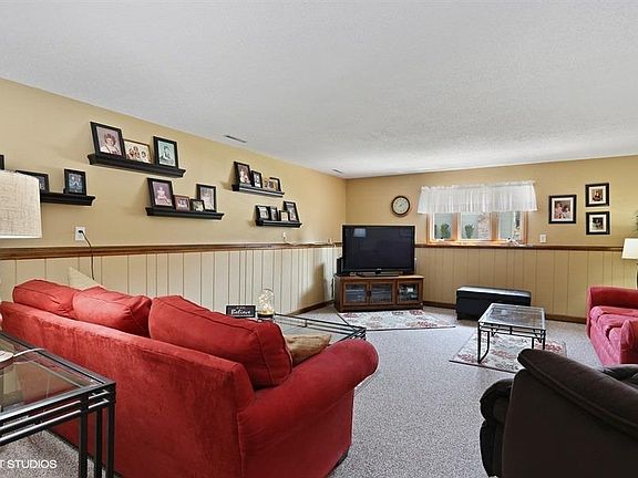 5th image of 11613 W 97th Ln