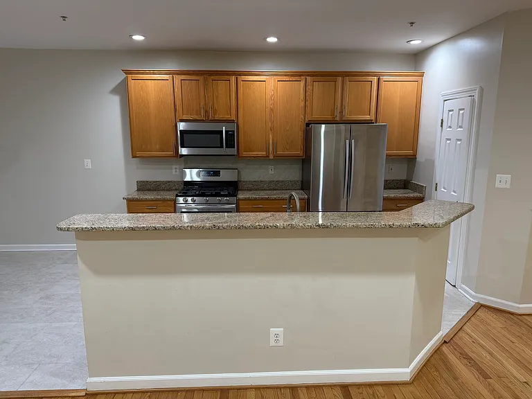 10526 Abingdon Way — Photo 7