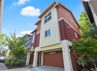 6747 37th Ave S, Seattle, WA 98118