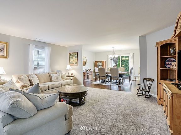 4th image of 9609 181st Street Ct E