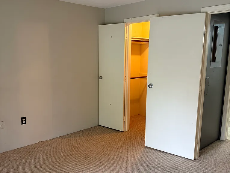 36 Walden Dr #15 — Photo 4