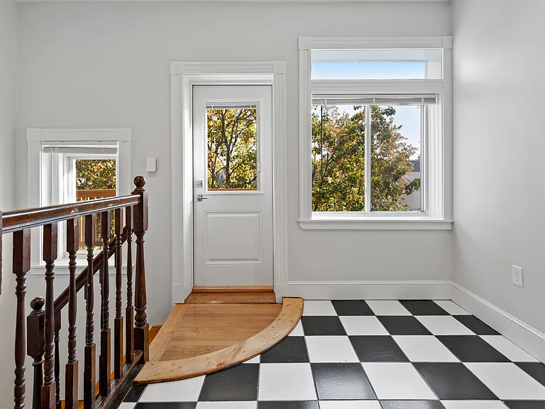 510 Talbot Ave #3 — Photo 6