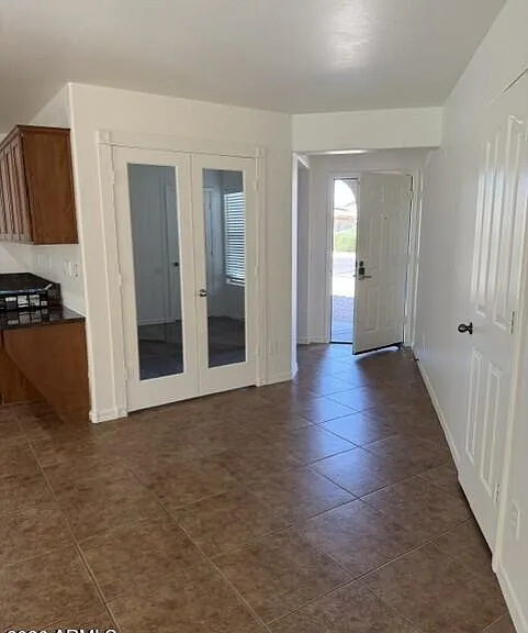 887 W Desert Hills Dr — Photo 7