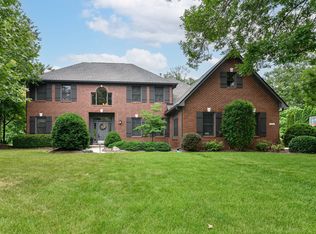 14361 Quail Pointe Dr, Carmel, IN 46032