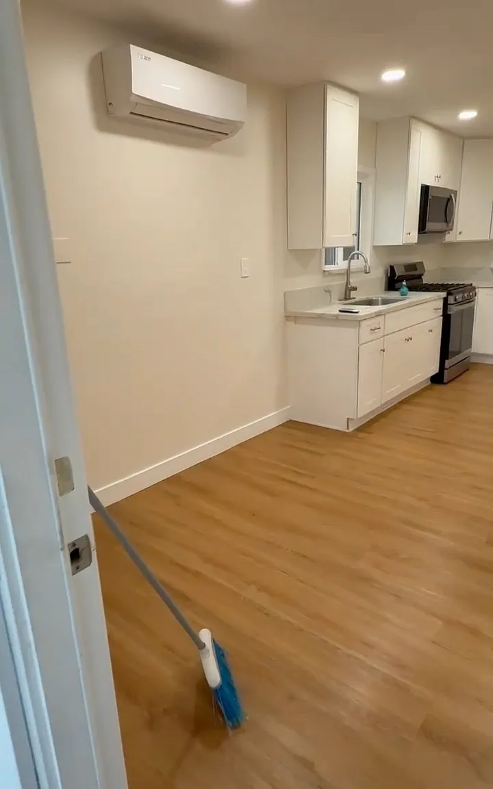 1 bed, $2,500 — Photo 1