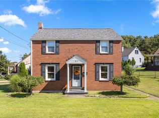 824 Pioneer Dr, Ambridge, PA 15003