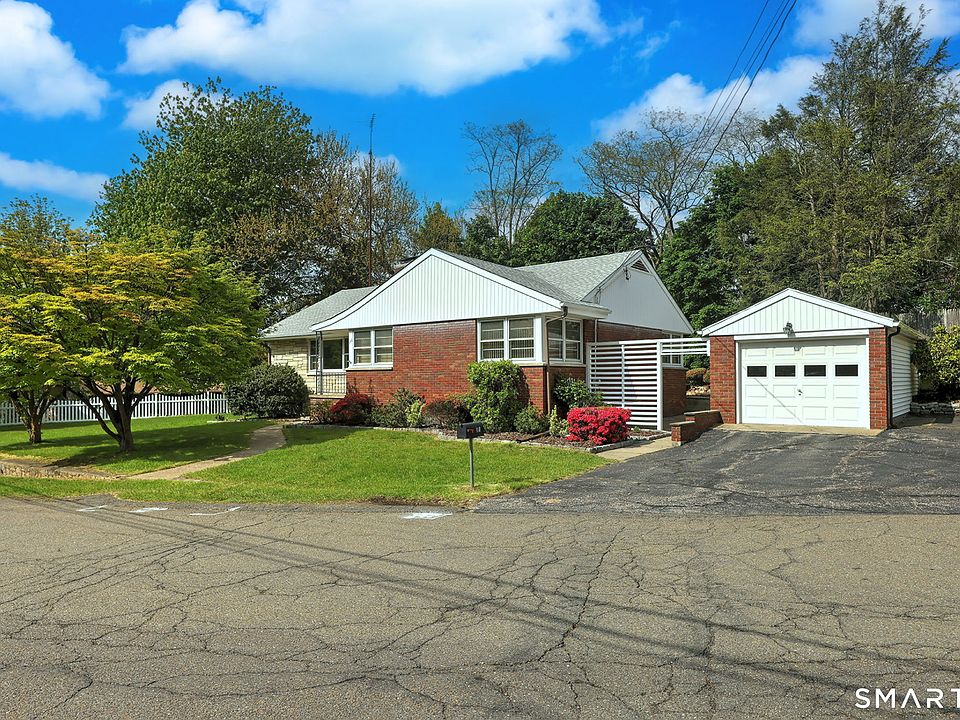 1st image of 110 Beauvue Terrace
