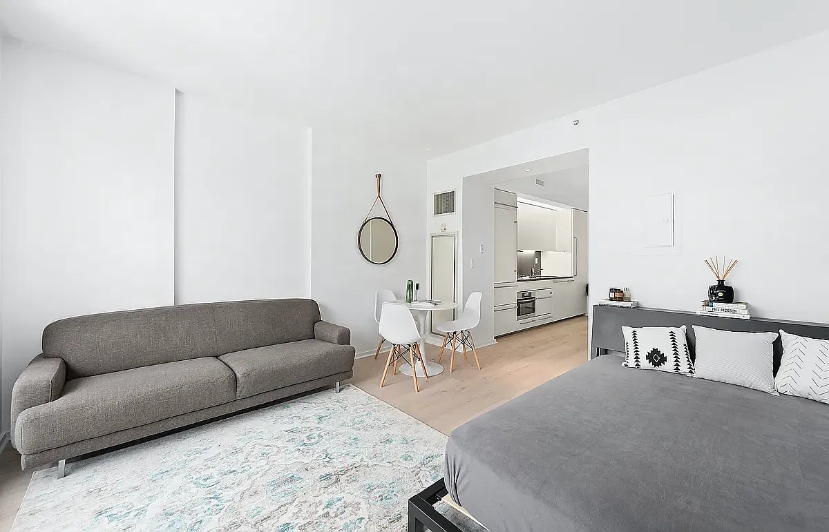 340 East 23rd Street — Photo 2