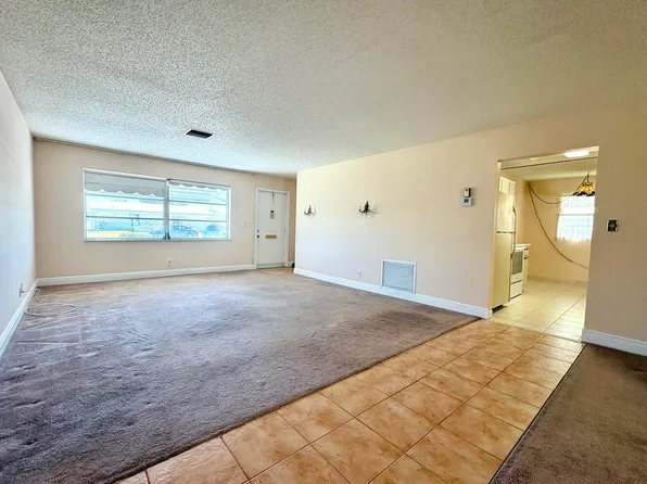 2003 SW 18th St, Boynton Beach, FL 33426