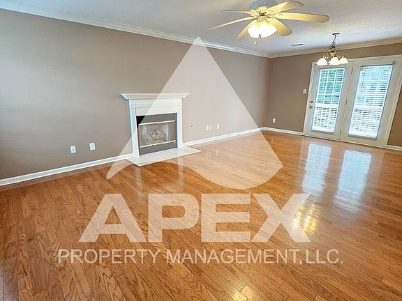 3rd image of 10808 Topview Ln