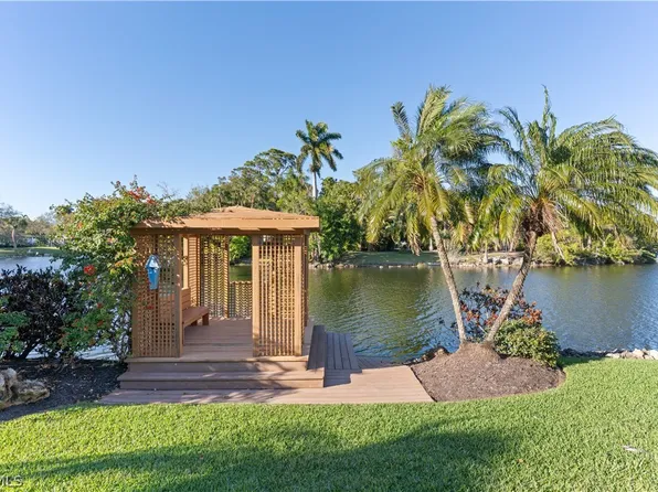 12423 McGregor Woods Cir, Fort Myers, FL 33908