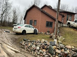 2950 Clayton Dr, Hastings, MI