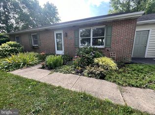 135 N Line Rd, Stevens, PA 17578