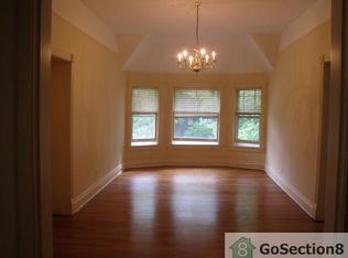 202 Greenwood St, Evanston, IL