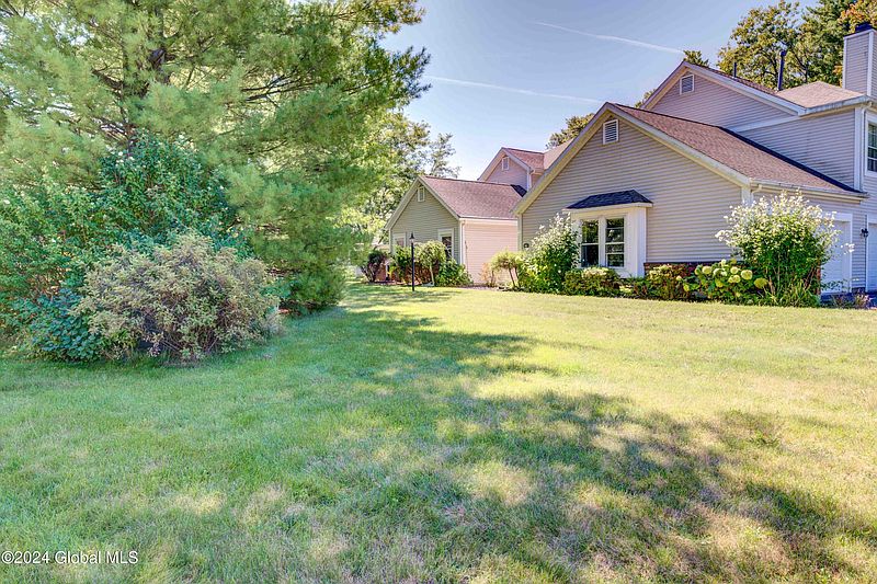 4th image of 94 Killarney Drive