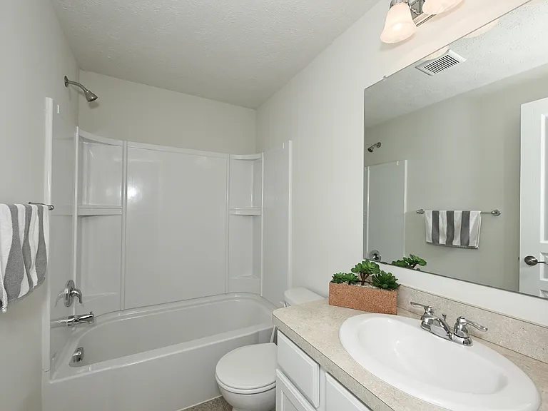 4816 Lake View Dr — Photo 35
