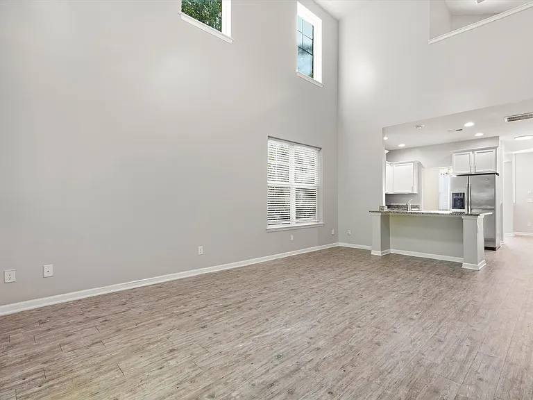 4991 Hay Bale Ct — Photo 8