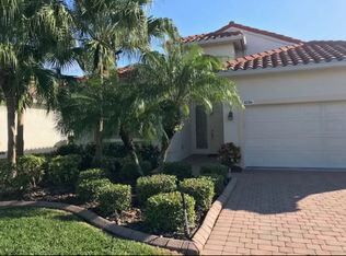 4216 64th Ave E, Sarasota, FL 34243
