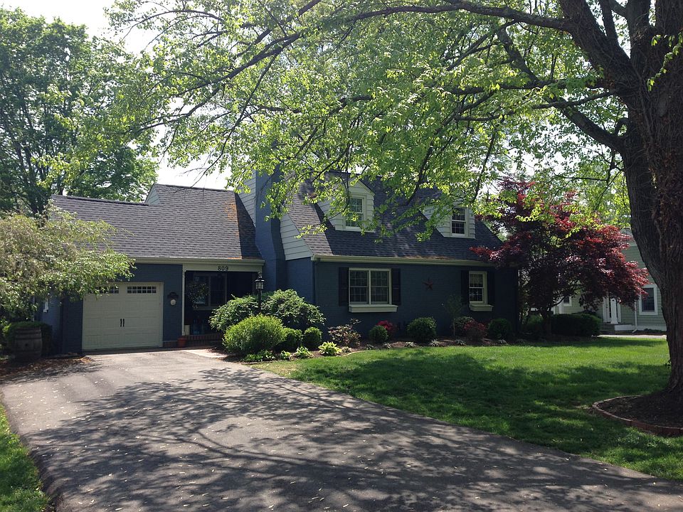 1st image of 809 Stanton Ave