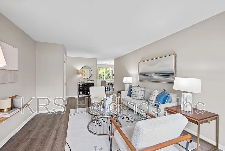 2050 N Calvert St #410 — Photo 7