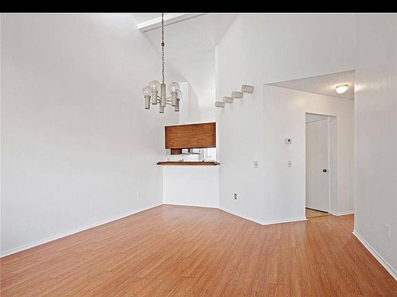 5th image of 14530 Nautical Ln APT 23