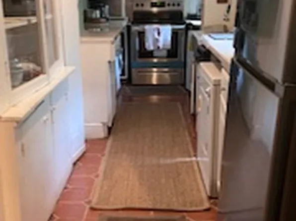 258 West 12th Street image 3 of 7