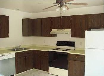 Eat-In Kitchen