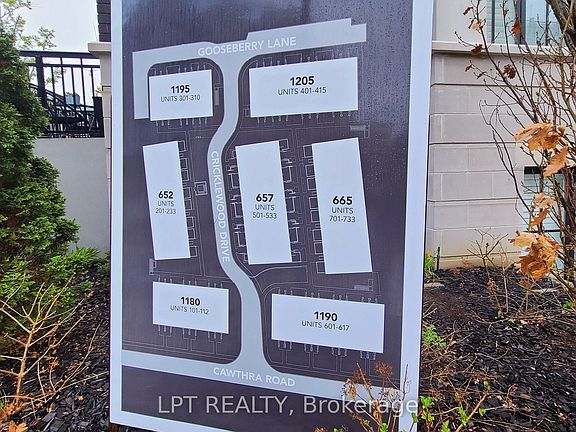 2nd image of 1180 Cawthra Rd #110