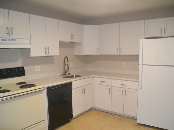 12 Saint James Pl, Nashua, NH