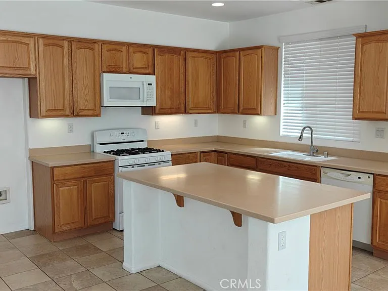 1763 Dennison Dr — Photo 6