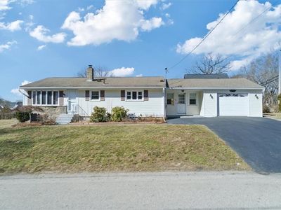 25 Theresa St, Woonsocket, RI, 02895
